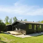 Сasa de vacaciones Fridavej Xii *