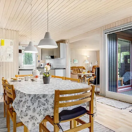 Lovely In Grenaa With Kitchen *